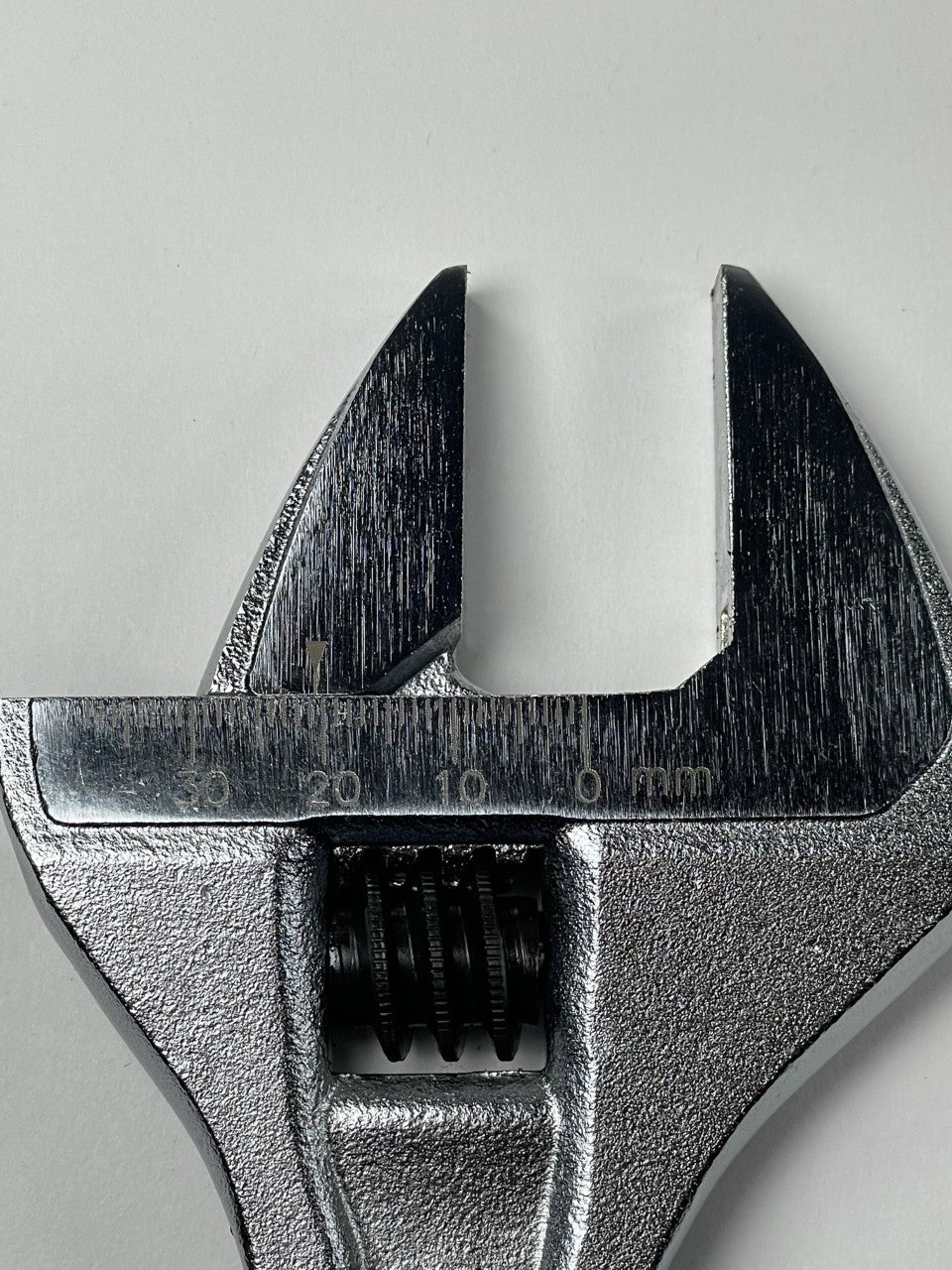 Adjustable Crescent Wrench End 9 x 12