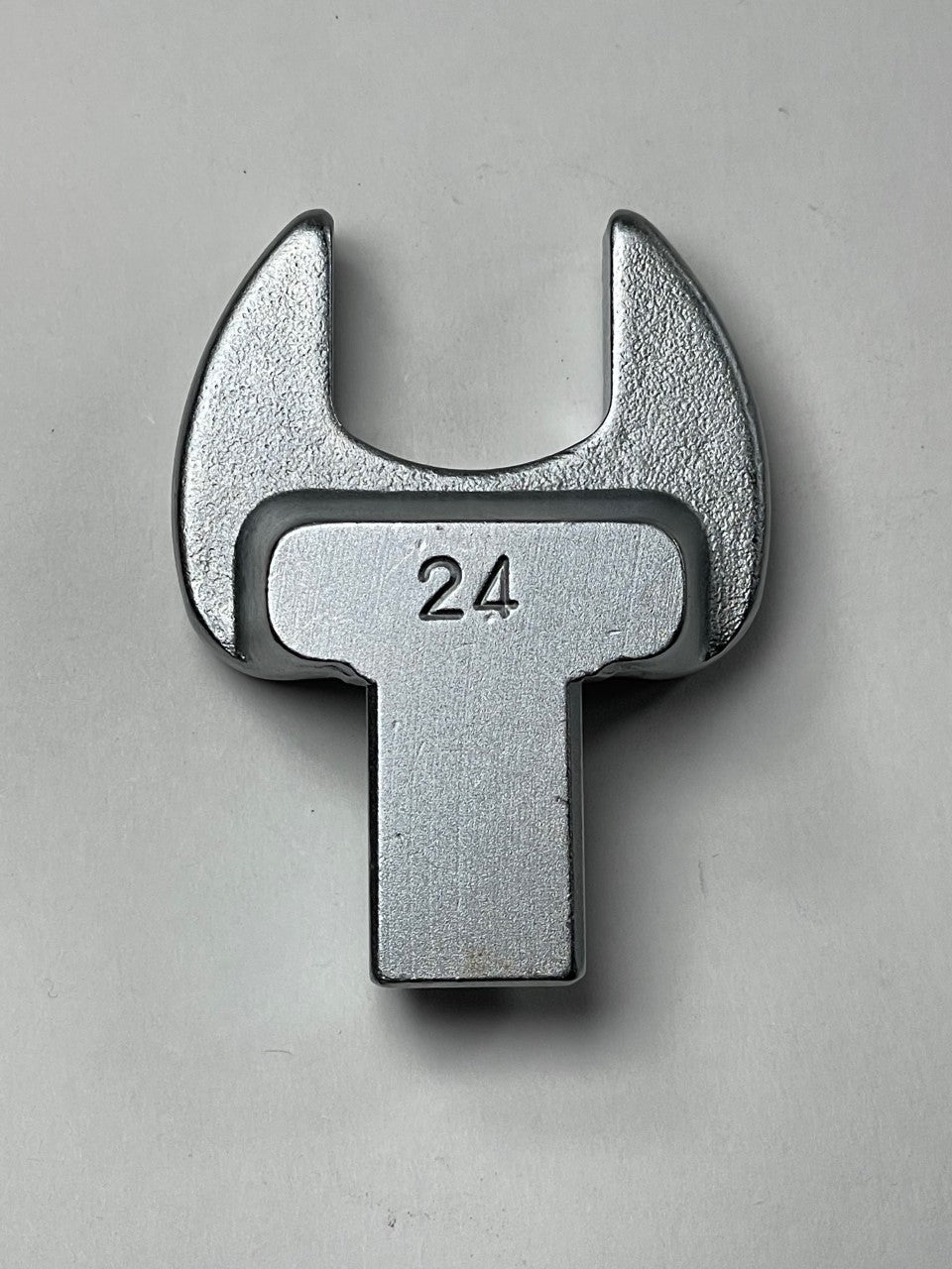 24 mm Wrench End 14 x 18